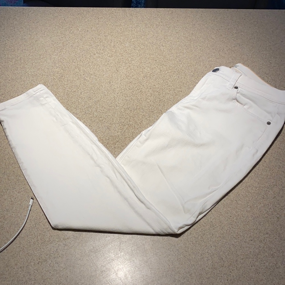 J.Crew Straight Leg Stretch White Jean Size 28